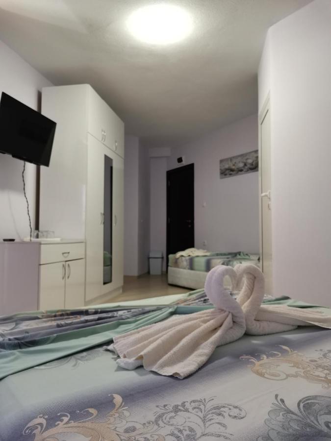 Primorski Briz Guest House Primorsko Eksteriør bilde